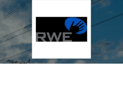 Image for RWE Aktiengesellschaft (FRA:RWE) Share Price Passes Above Two Hundred Day Moving Average   – Here’s What Happened
