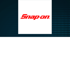 Image for Snap-On (NYSE:SNA) VP Sells $534,071.46 in Stock