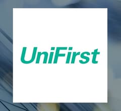 Image for Topline Capital Management LLC Purchases 47,819 Shares of UniFirst Corporation $UNF
