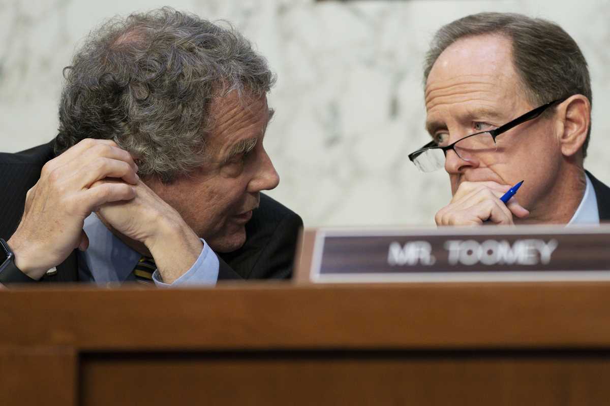 Sherrod Brown, Pat Toomey