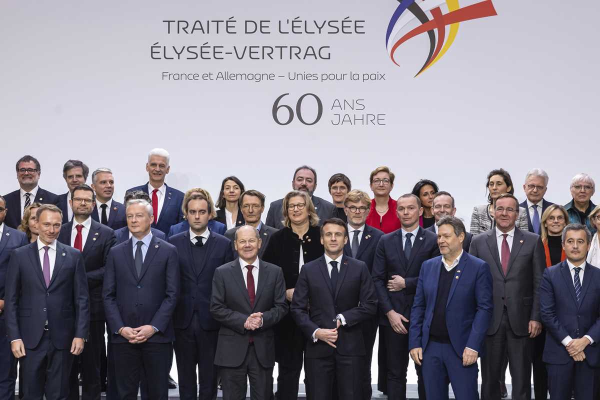 French German cabinets meeting in Paris