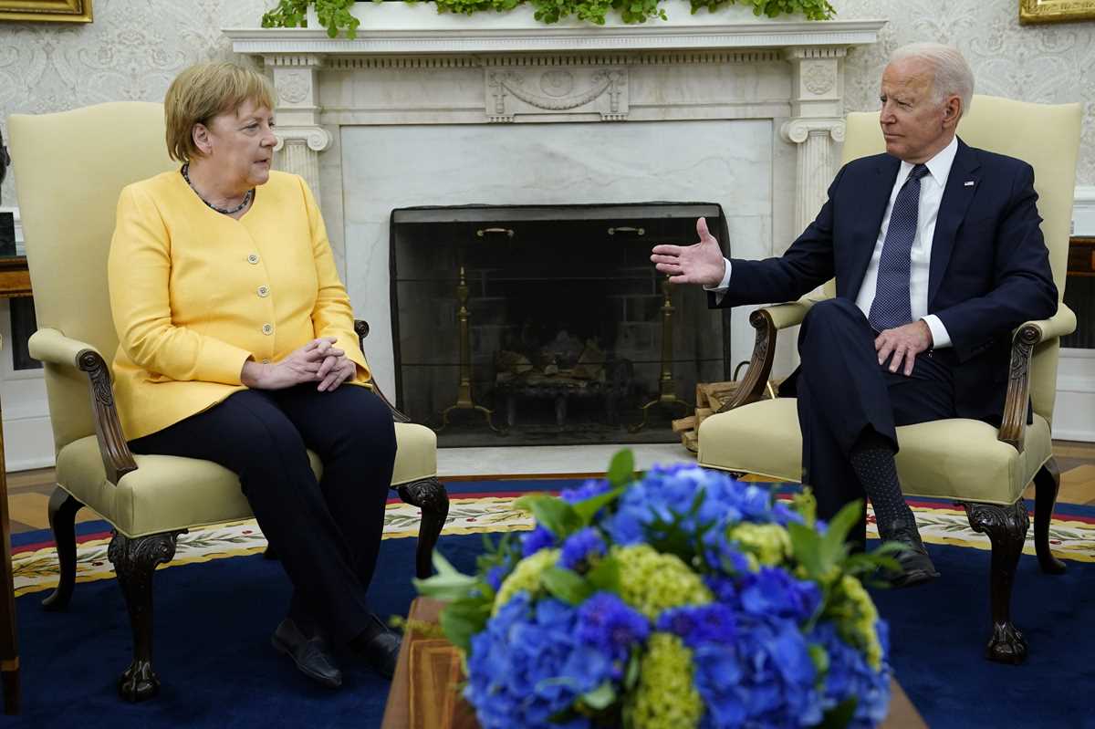 Joe Biden, Angela Merkel