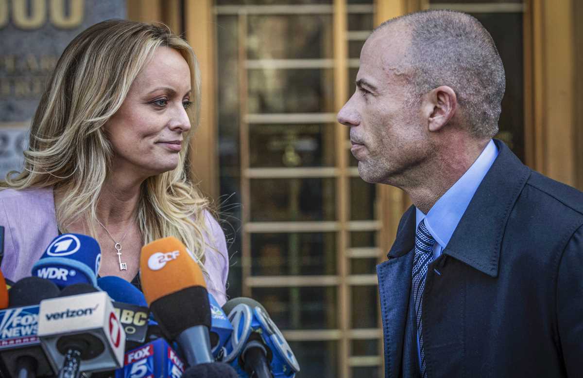 Stormy Daniels, Michael Avenatti