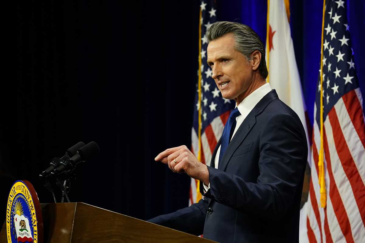 newsom-wants-tax-rebate-touts-california-way-of-governing-marketbeat