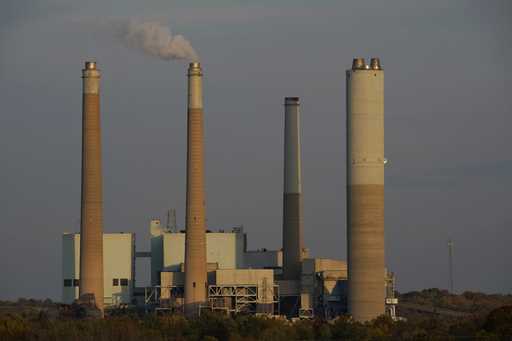 AES Indiana Petersburg Generating Station, a coal-fired power plant, operates in Petersburg, Ind