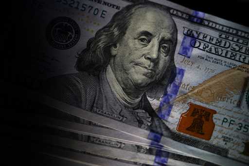 likeness of Benjamin Franklin is seen on U