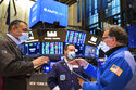 Stocks rally on Wall Street as investors review earnings