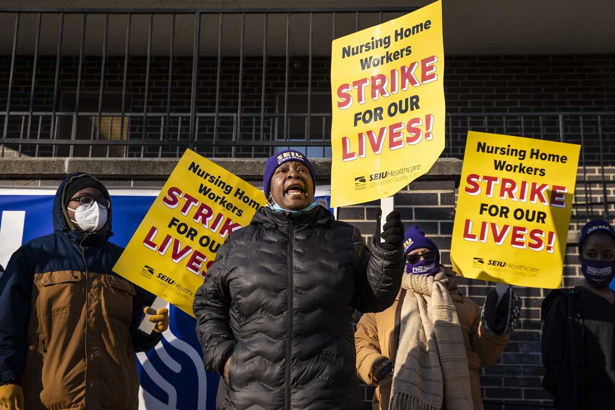 The Latest Chicagoarea nursing home workers walk off job