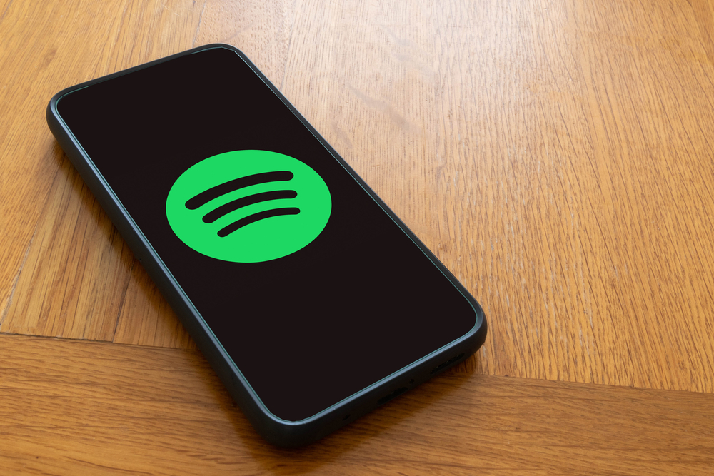 Spotify stock: Reversal gains momentum with higher highs in sight