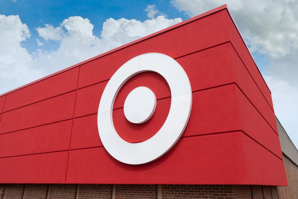Better Store Target Target or Walmart? Picking the Better Retail Stock for 2025