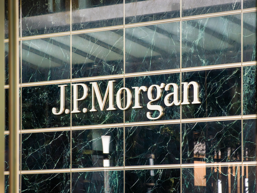 London, United Kingdom - October 27, 2024: J.P. Morgan is a prominent global financial services firm that offers a wide range of financial services — Stock Editorial Photography