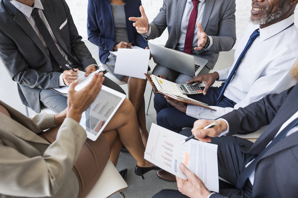 Startup business people having group discussion Concept, original photoset — Photo