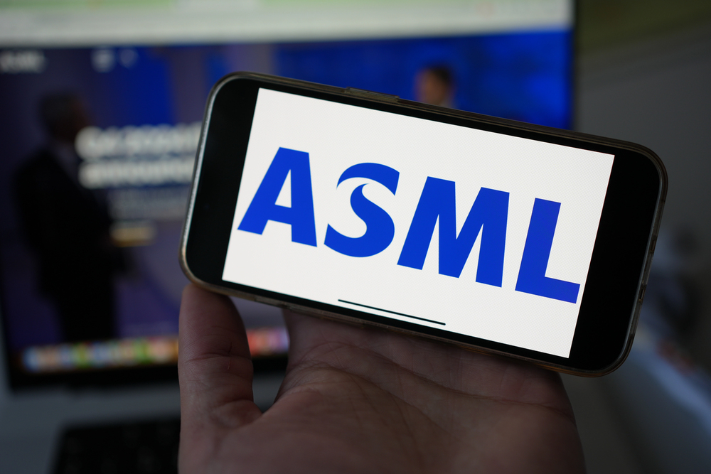 Stocks at discount ASML