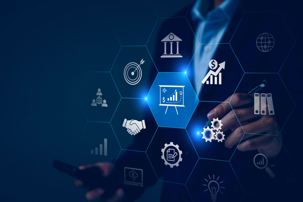 Digital business planning concept. Modern technology businessman planning marketing, investing, strategy, trading, searching business information, analyzing future economic trends. Internet networks. — Photo