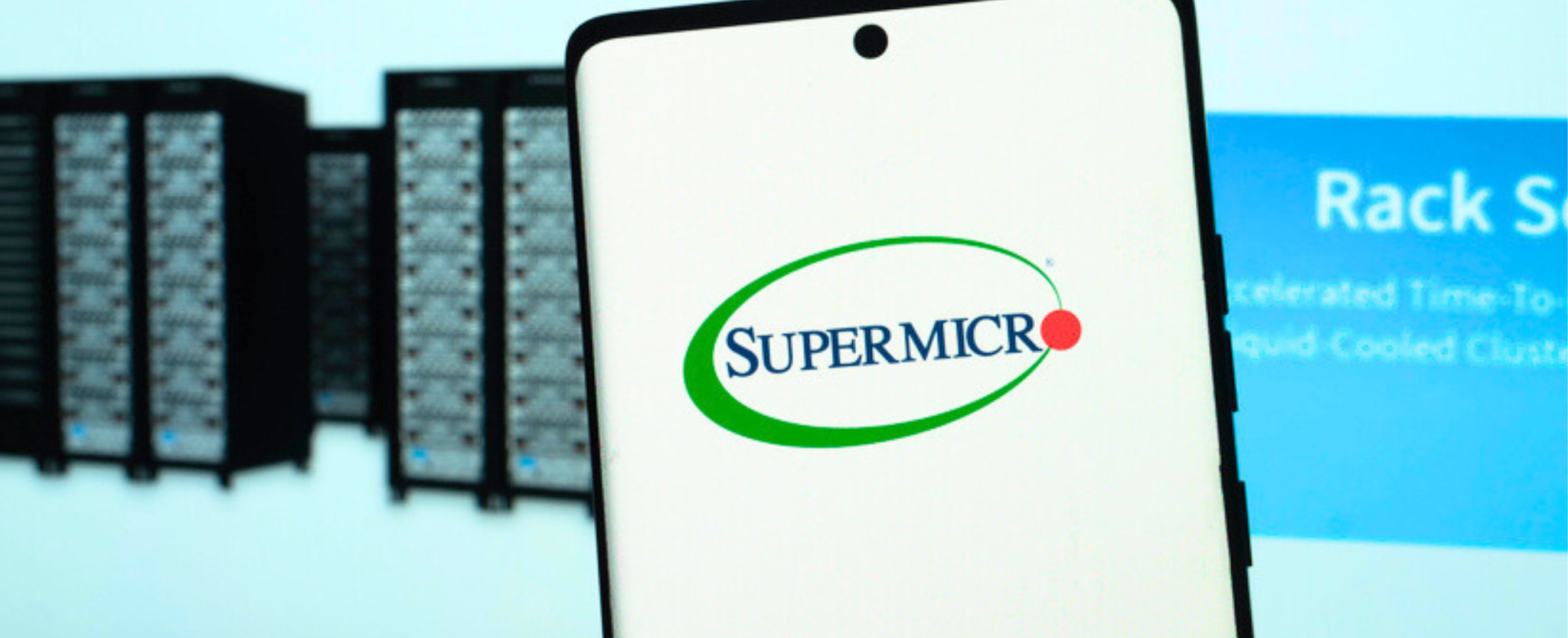 Dhaka, Bangladesh 03 May 2025: Super Micro Computer Inc. (Supermicro) in front of business webpage. — Stock Editorial Photography