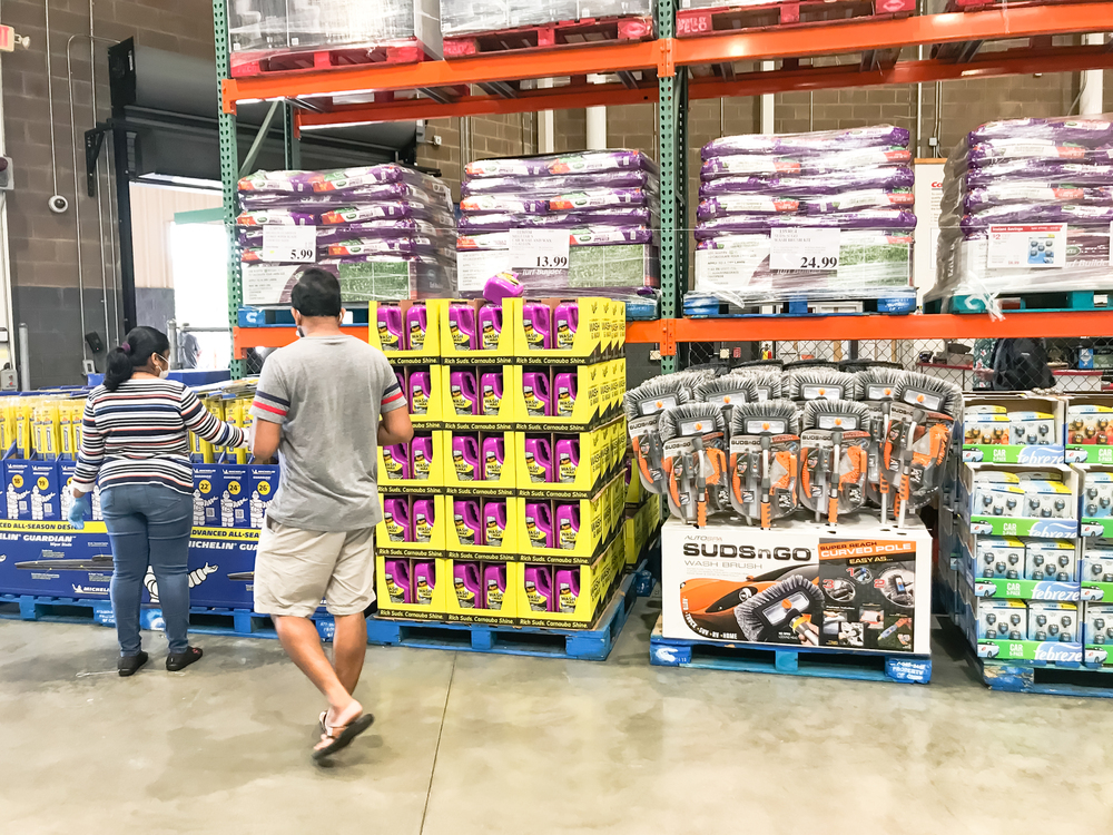 DALLAS, TX, US-MAR 23, 2020: Inside Costco Wholesale store with customer shopping during Coronavirus outbreak pandemic.