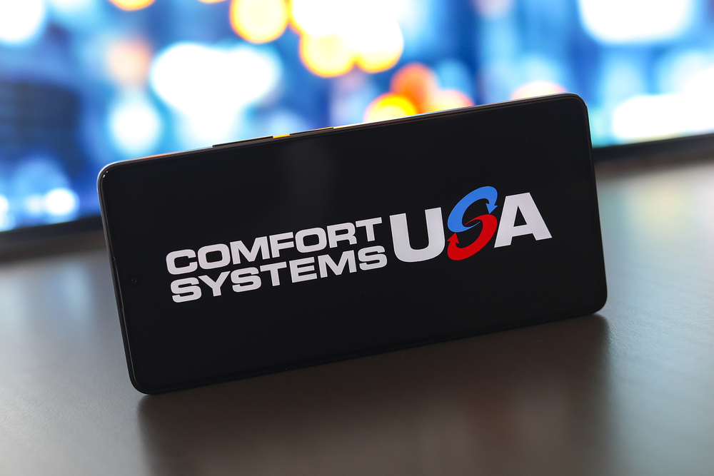 August 25, 2024, Paraguay. In this photo illustration, the Comfort Systems USA logo is displayed on a smartphone screen — Stock Editorial Photography