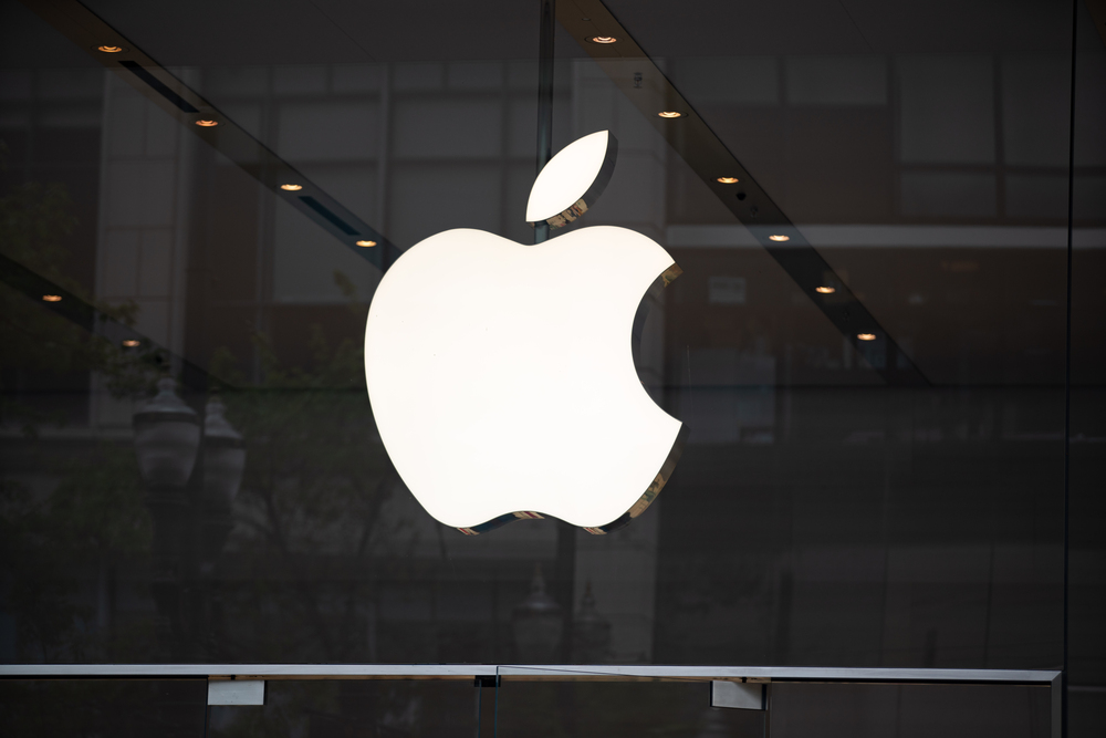 Portland, OR / USA - June 21 2018: Apple logo on the store on 4th avenue in downtown Portland.