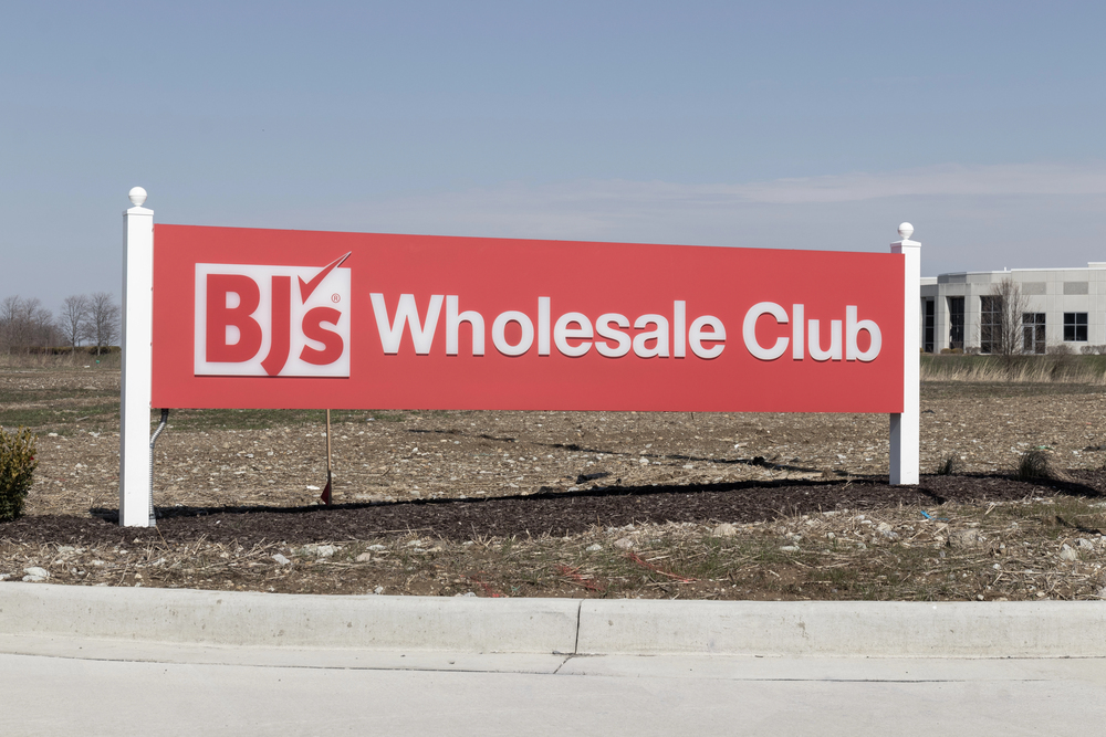 BJ's Wholesale sign 