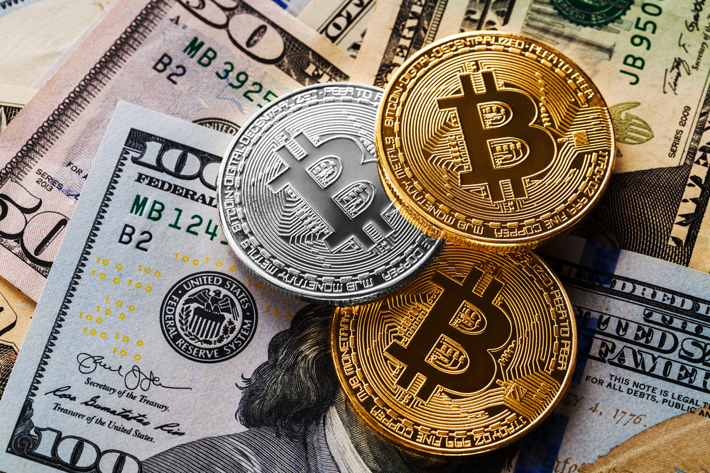 Currency and Bitcoin 