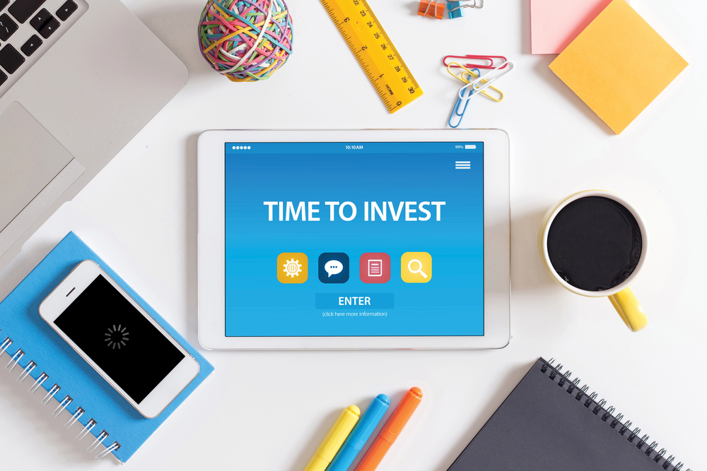 TIME TO INVEST CONCEPT — Photo