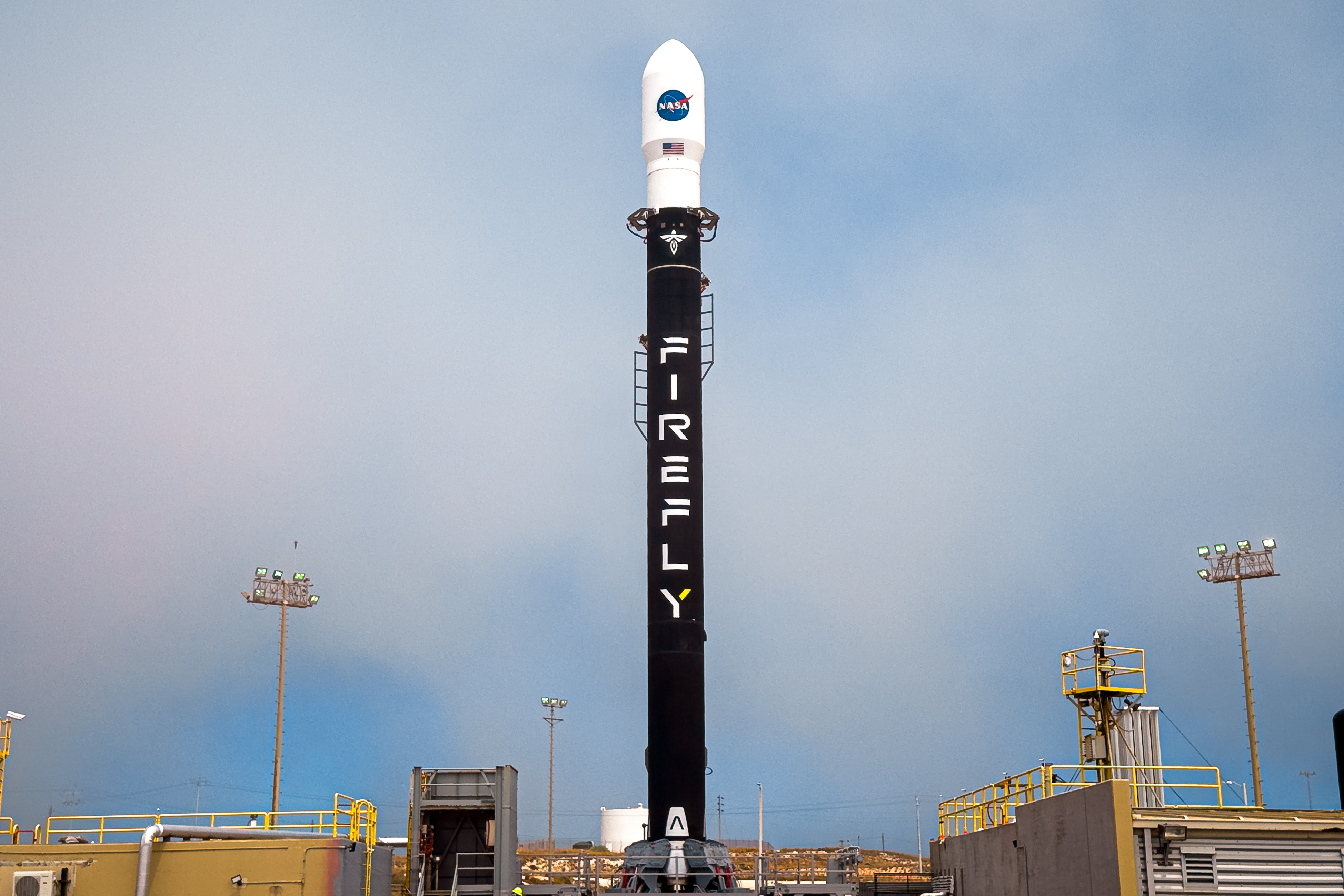 Firefly Alpha FLTA005 - Rocket Vertical View - 2