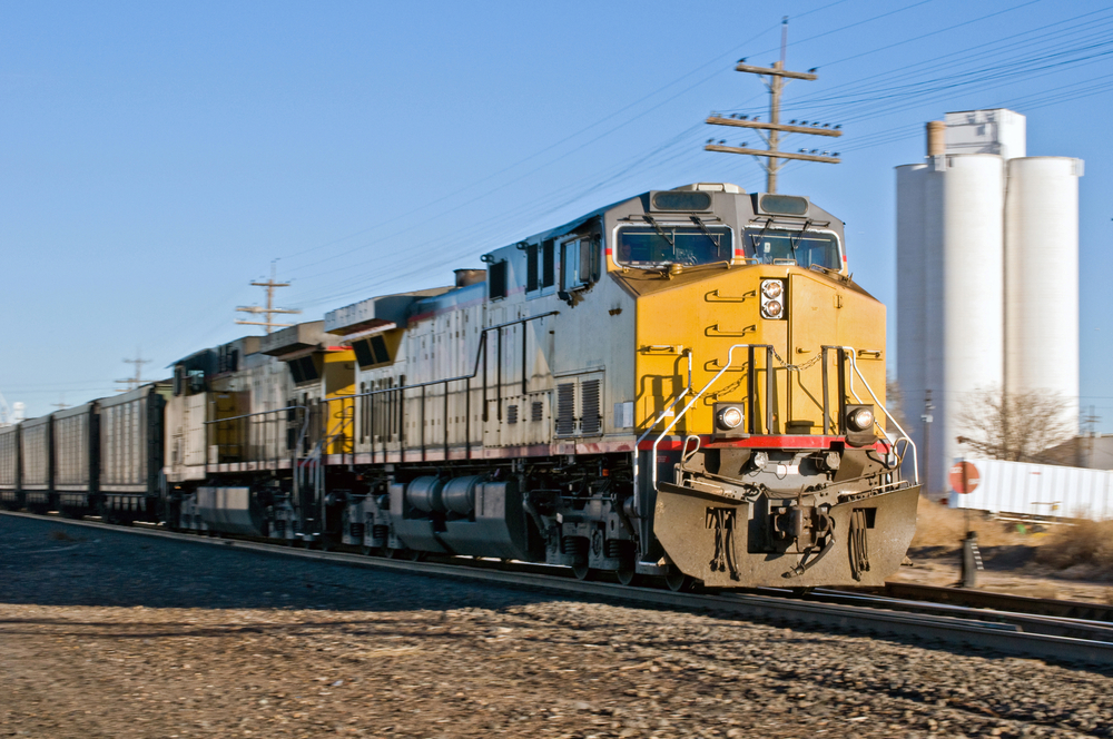 3 Reputable Railroad Stocks to Buy Now