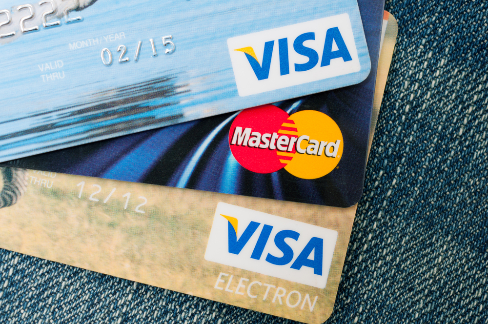 3 Reasons to Add Visa &amp; Mastercard to Your Shopping List