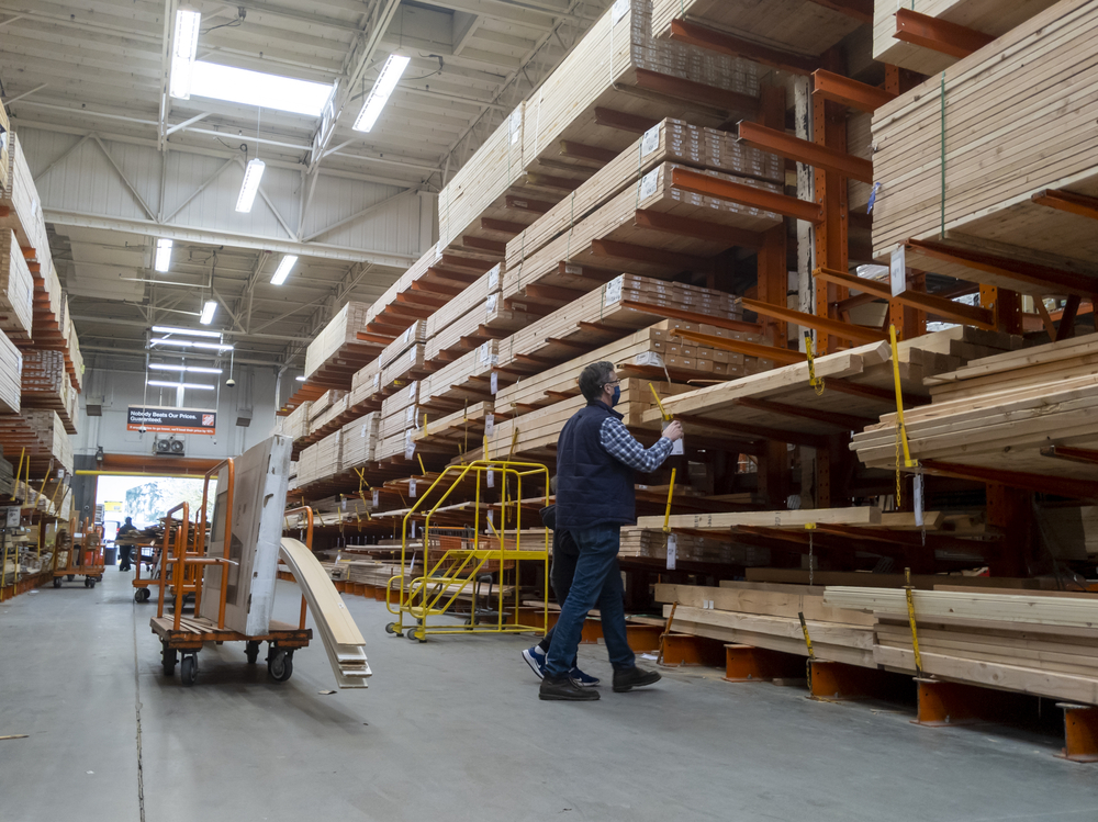 Analysts Put Bottom In Home Improvement Giants
