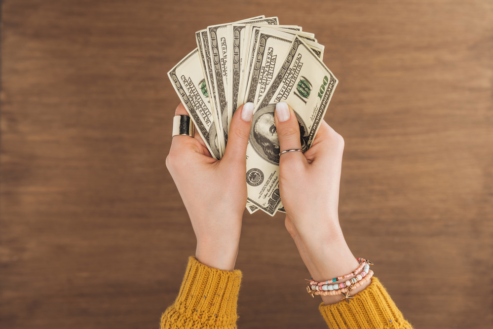 Investors Can Get 5%-Plus Dividend Yields on These 3 Buys