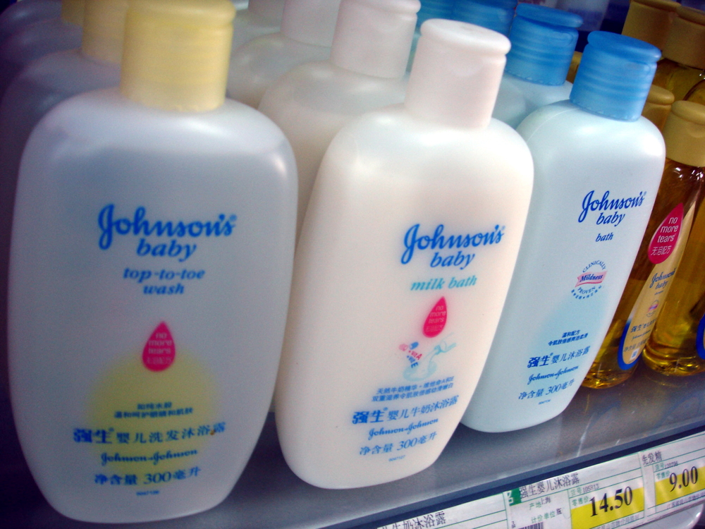 Johnson &amp; Johnson Breakout Breaks Down: Can Earnings Boost Stock?