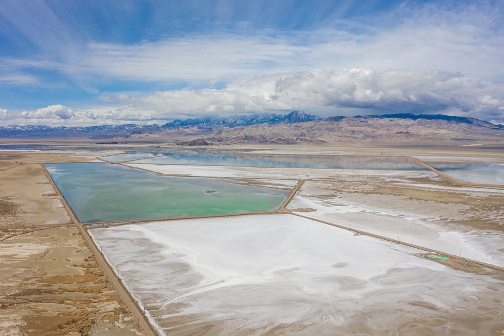 Is Lithium Stock Albemarle A Buy Before Next Weeks Q3 Report?