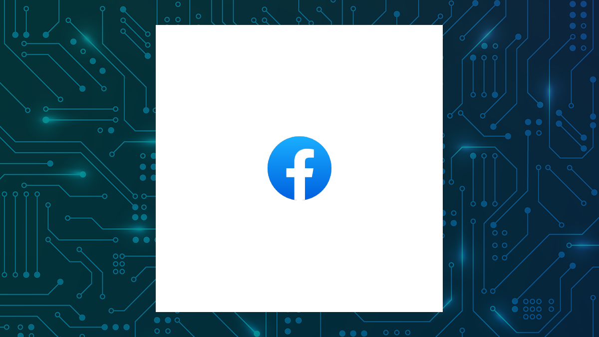Meta Platforms (NASDAQ:META)  Shares Down 5.1%  Following Insider Selling