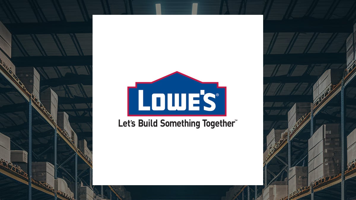 Image for Thompson Siegel & Walmsley LLC Buys 555 Shares of Lowe’s Companies, Inc. (NYSE:LOW)