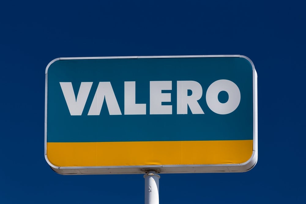 Valero Energy stock price 
