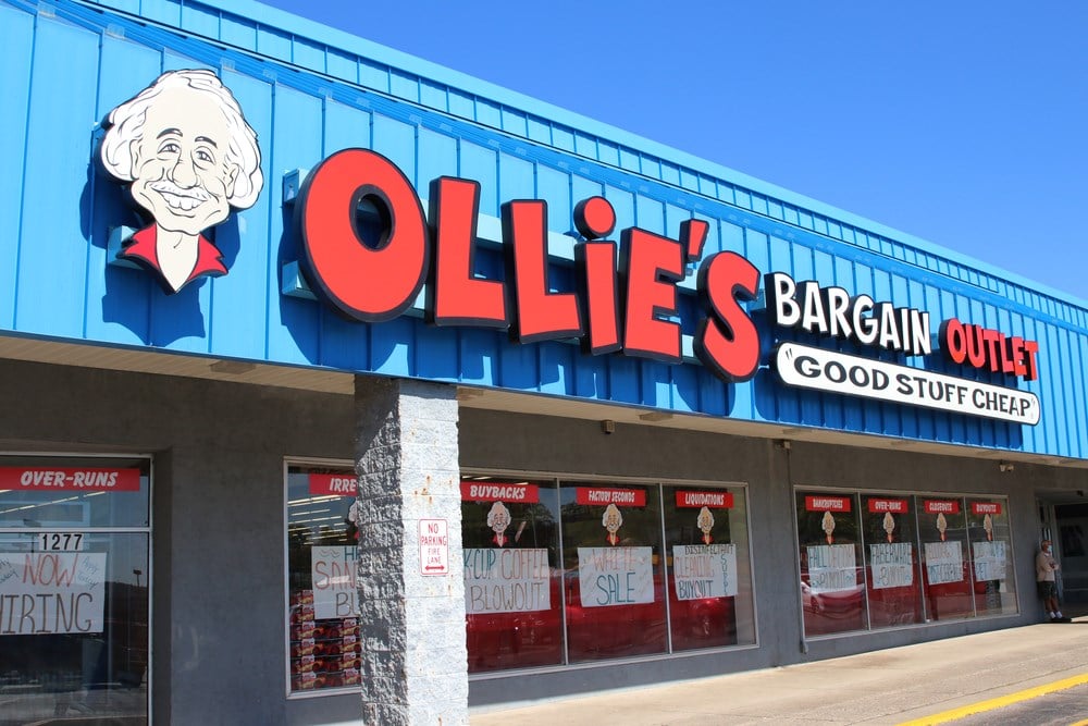  Ollie’s Bargain Outlets stock price