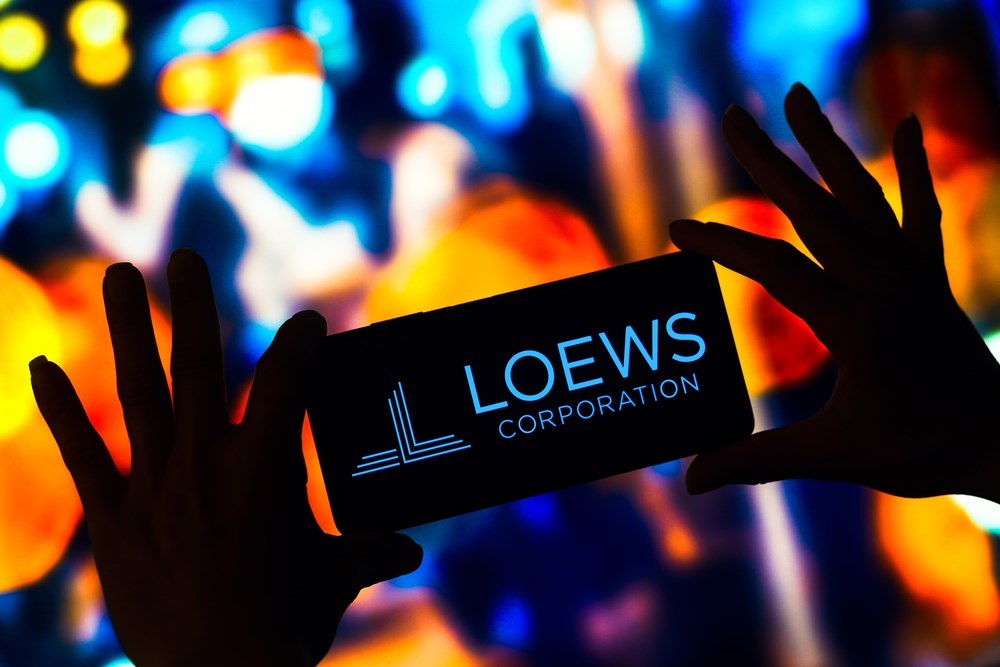 Loews stock price forecast 