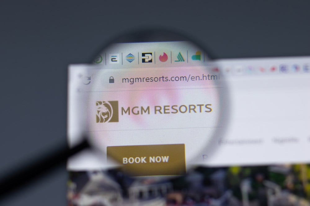 MGM Resorts International stock price 