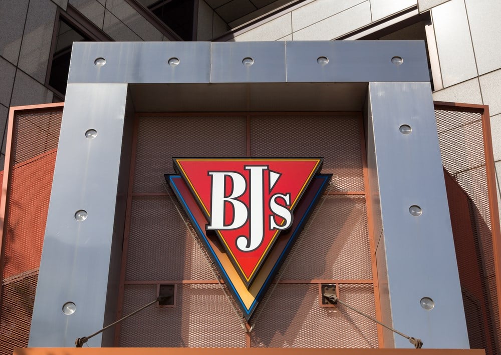 BJ's Restaurants stock price , storefront 