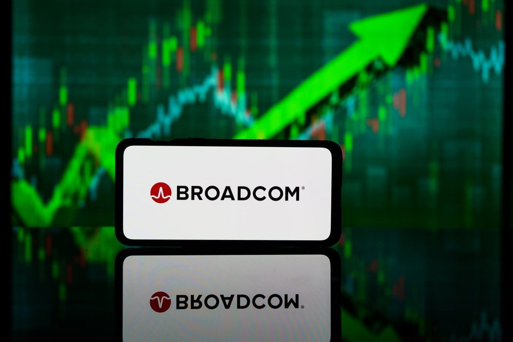 Broadcom stock price