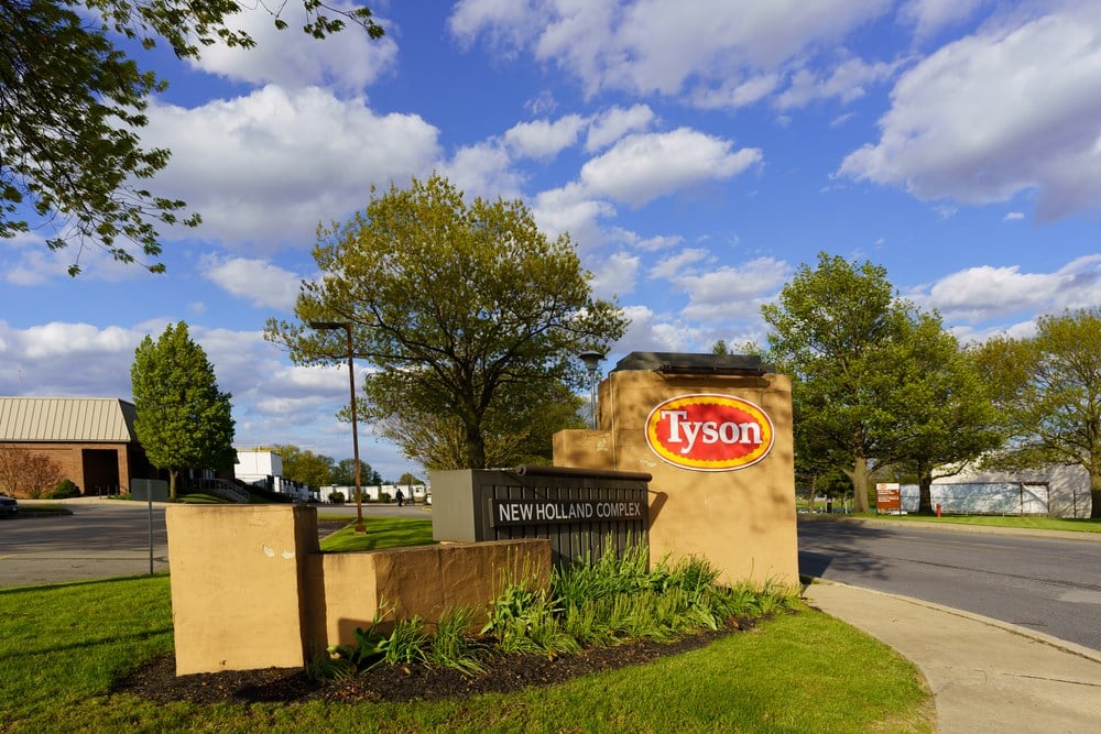 Entrance to the Tyson Foods Complex: Learn more about Tyson Foods stock