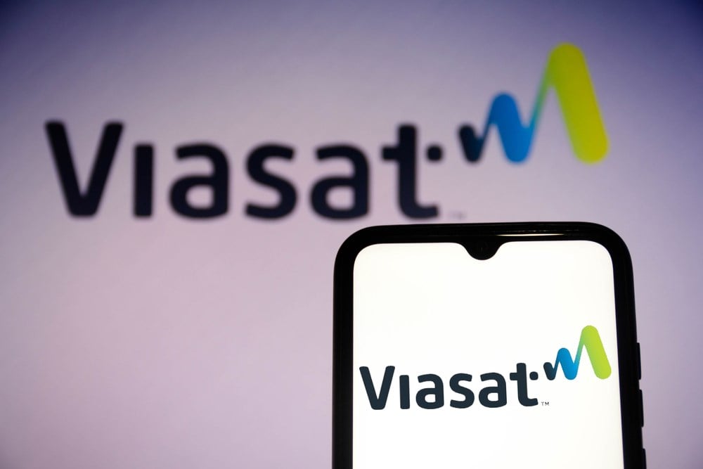 Viasat Drops 29%: Falling Knife or Moonshot Bargain?