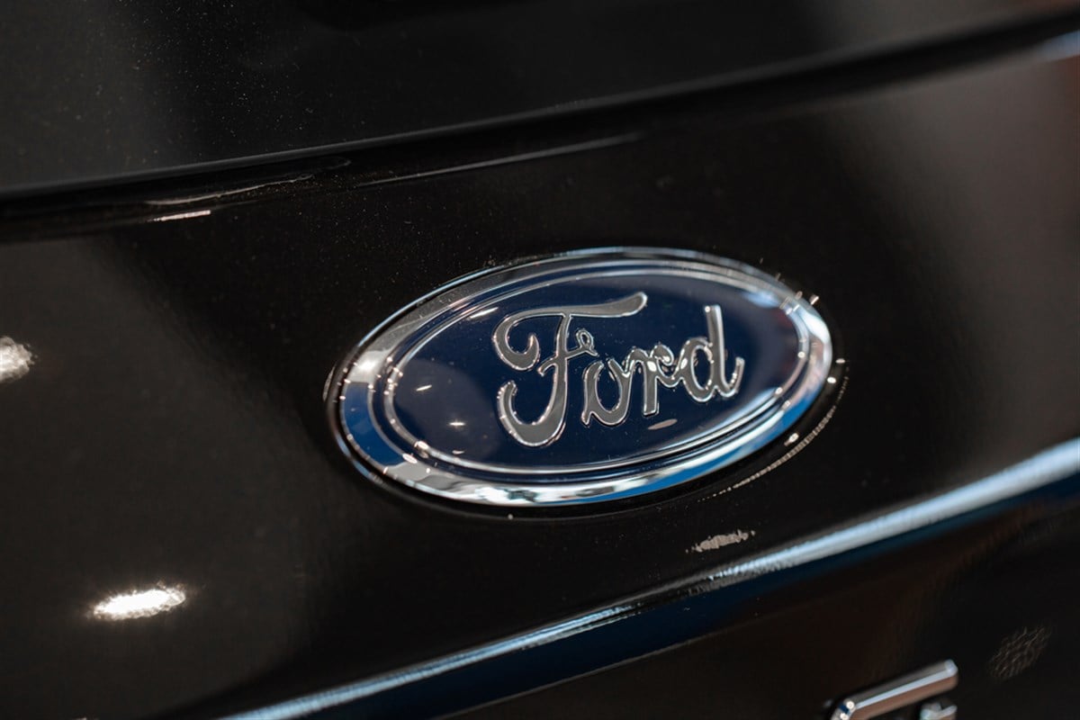 Ford stock: Company makes U-turn on electric pickup trucks