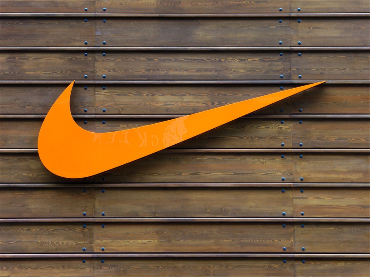 Nike stock price                      