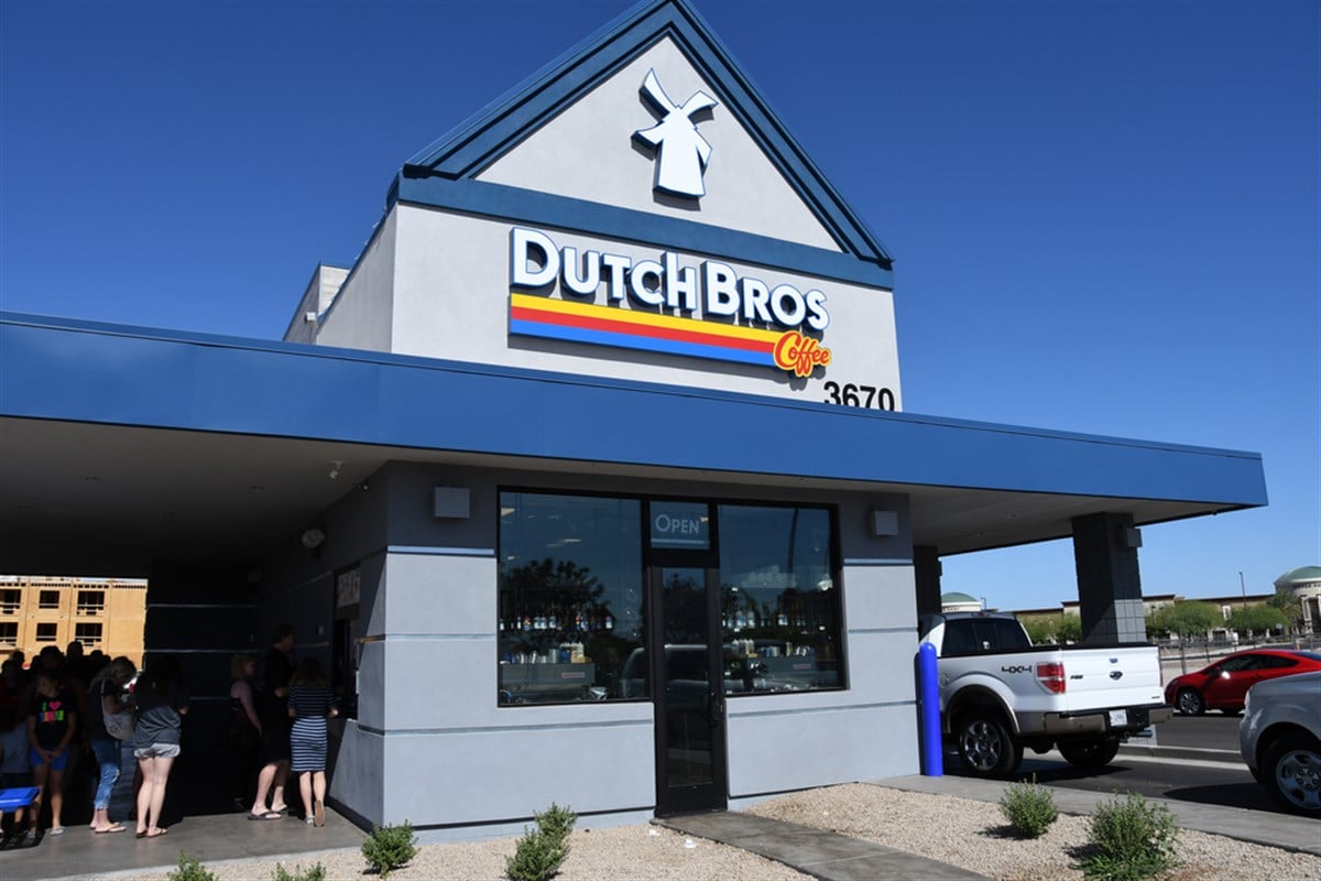 4 reasons to buy Dutch Bros stock over Starbucks 