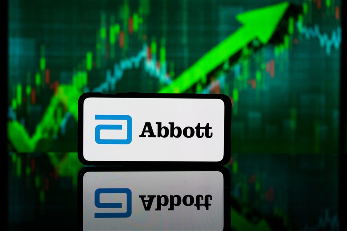 Abbott Laboratories stock price outlook 