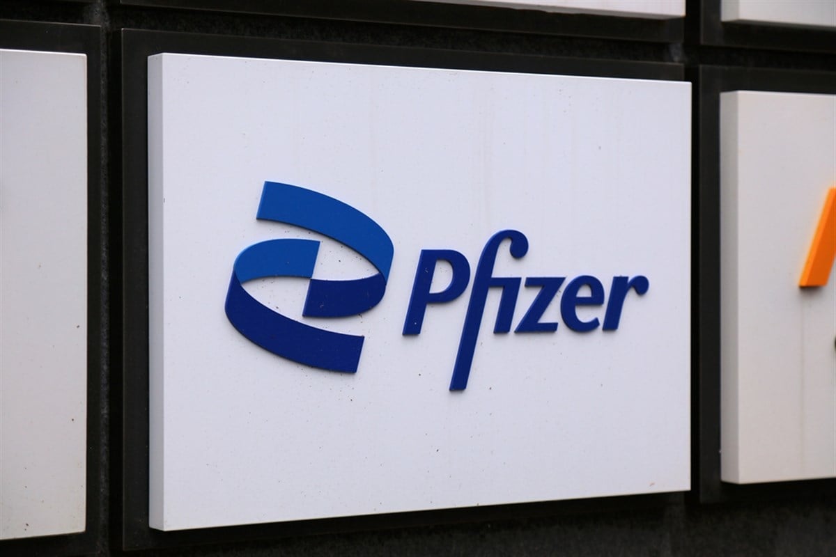 Pfizer stock price 