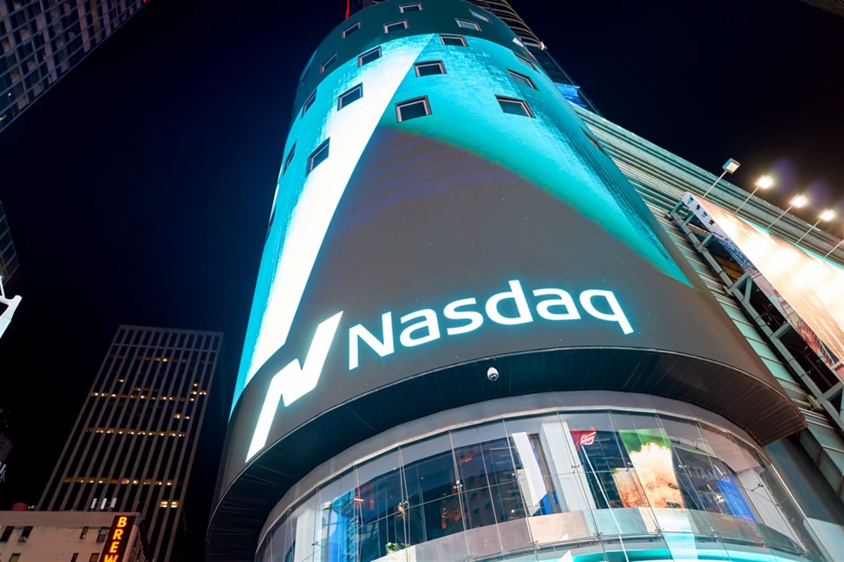 Nasdaq stocks to buy 