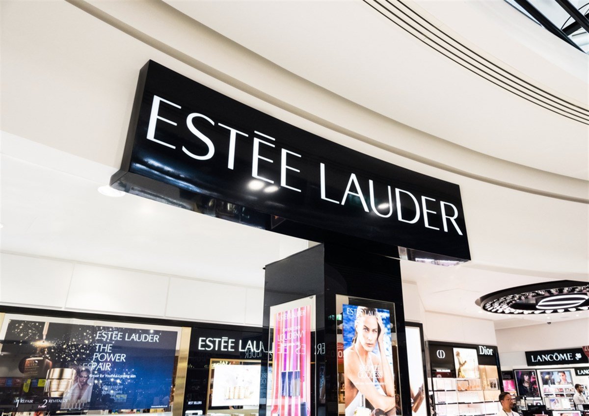 Estée Lauder image of storefront
