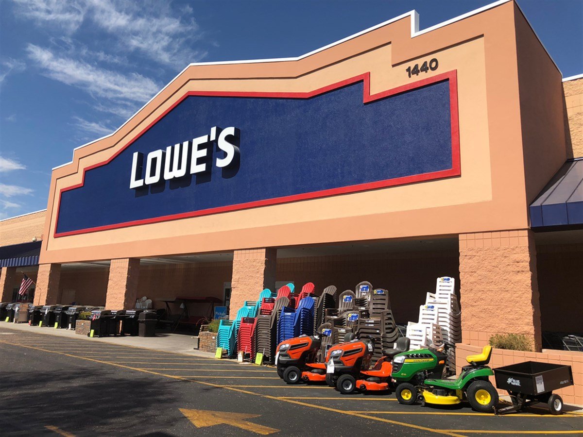 Lowe's storefront